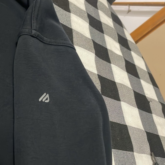 Eddie Bauer Turtleneck Mock Sweatshirt Fleece Lined Pouch Pocket Tulip Hem Black - Picture 10 of 14